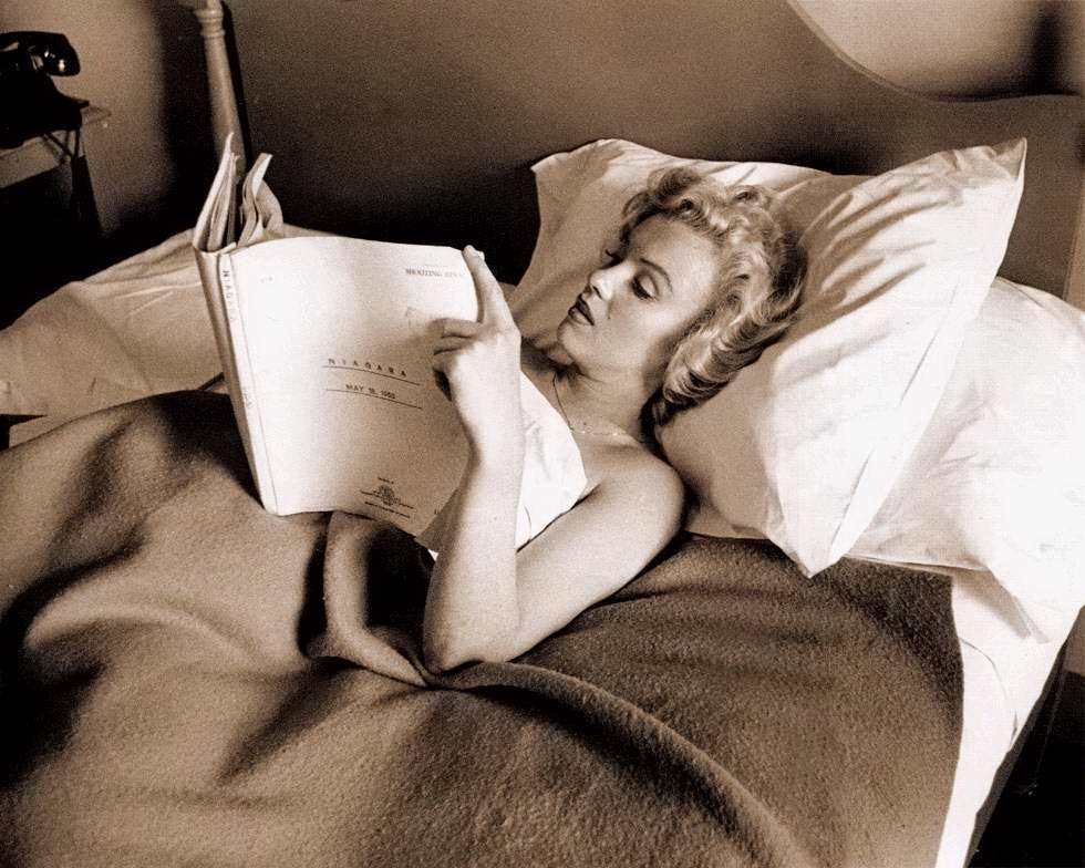 marilyn monroe is reading a screenplay